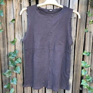 🙅🏻‍♀️ SOLD 🙅🏻‍♀️ NWOT Clayton SAMPLE Muscle Tank